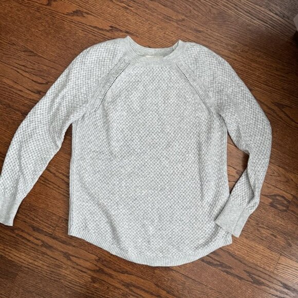 LOFT Grey Sweater - Size M - Picture 1 of 3